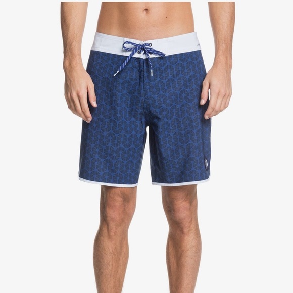 🌴QUICKSILVER Highline Tokolo Scallop 18" Board Shorts for Men 🌴 - Picture 7 of 8